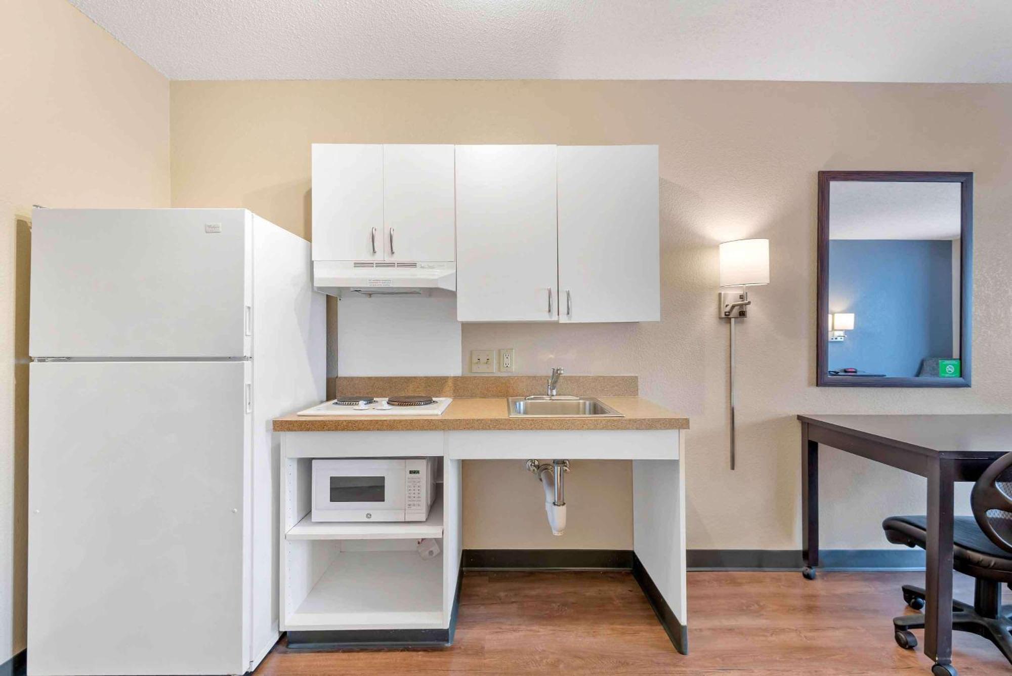 Extended Stay America Select Suites - Charlotte - Airport Buitenkant foto