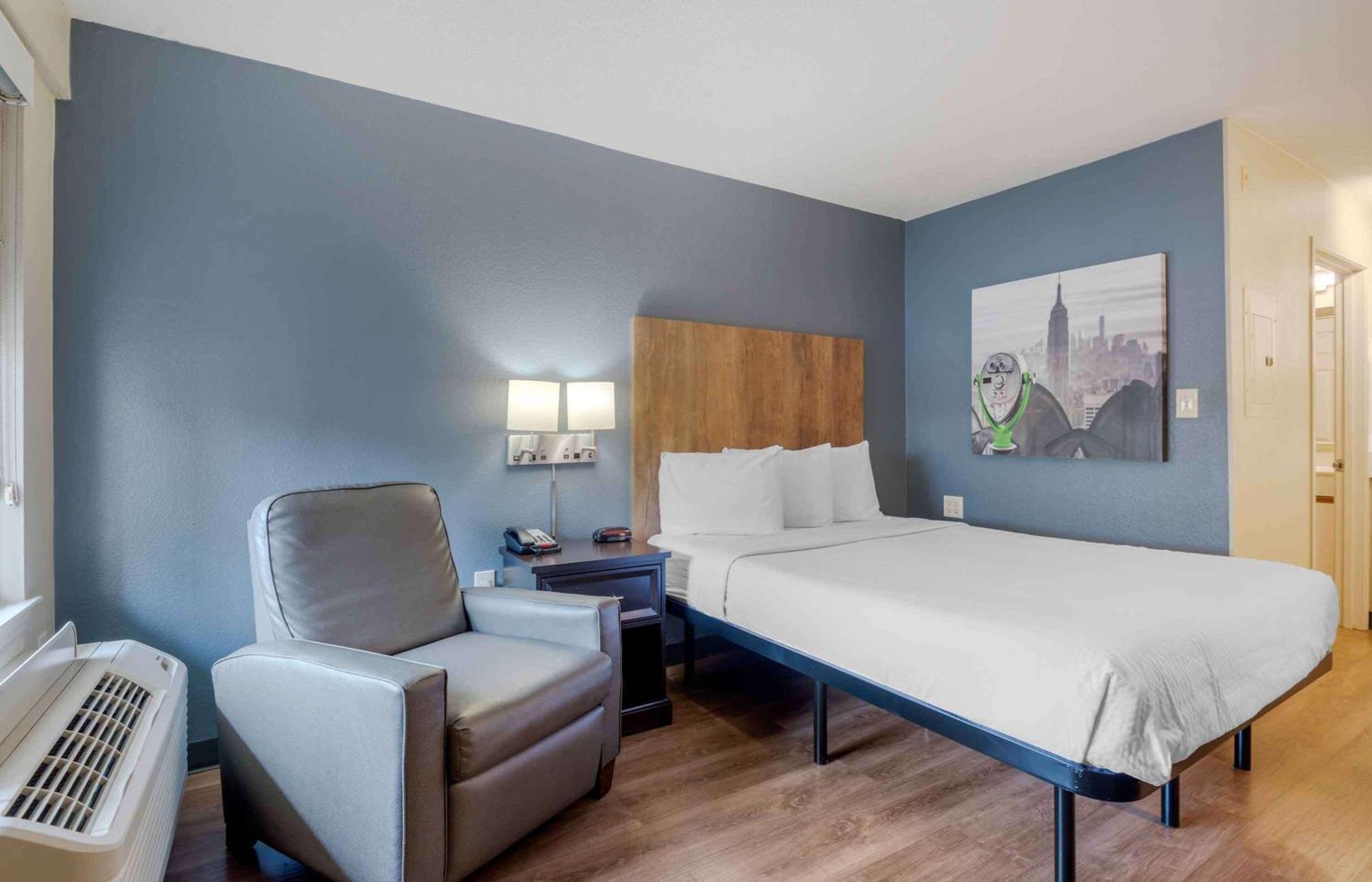 Extended Stay America Select Suites - Charlotte - Airport Buitenkant foto