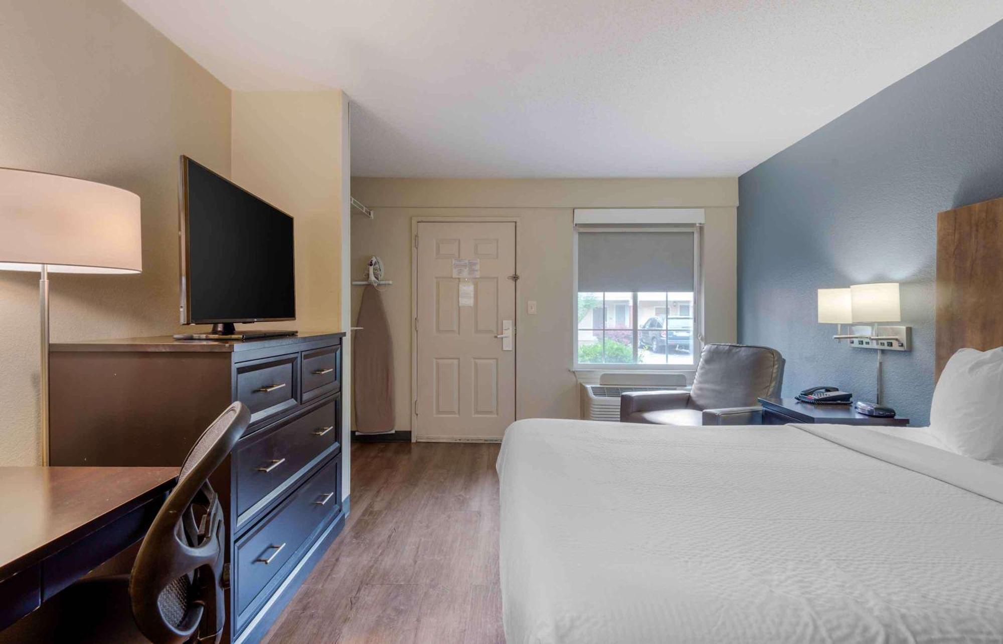 Extended Stay America Select Suites - Charlotte - Airport Buitenkant foto
