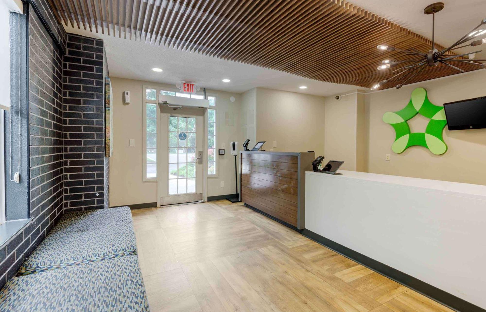Extended Stay America Select Suites - Charlotte - Airport Buitenkant foto
