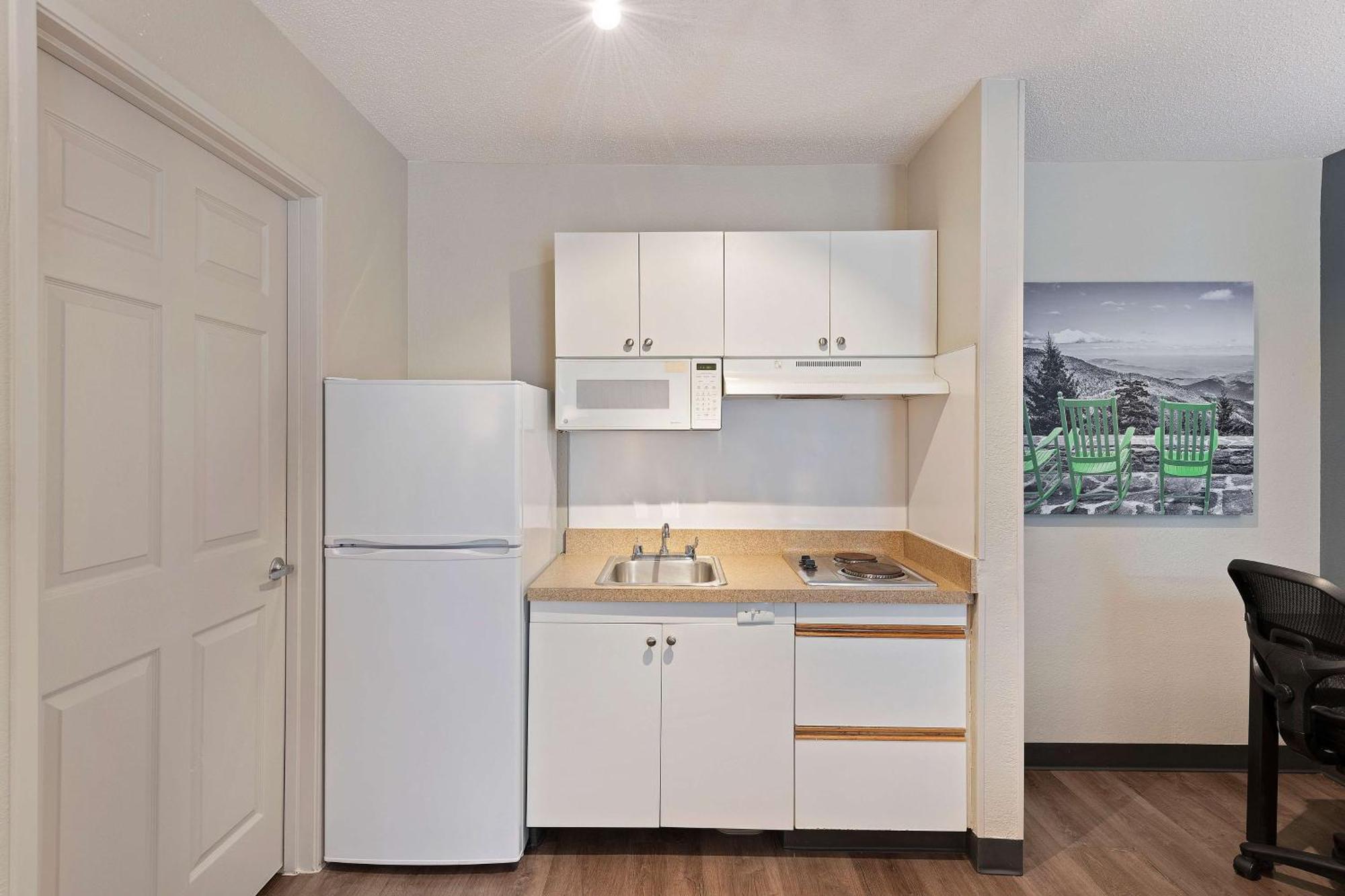 Extended Stay America Select Suites - Charlotte - Airport Buitenkant foto