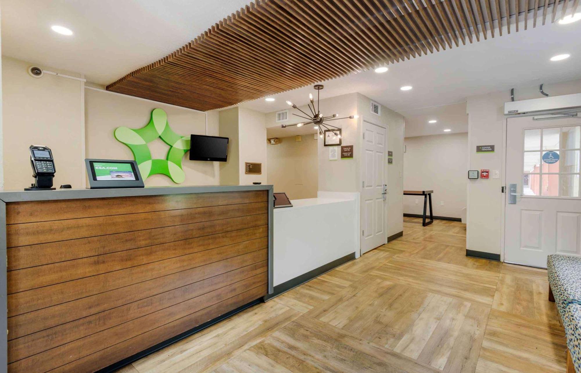 Extended Stay America Select Suites - Charlotte - Airport Buitenkant foto