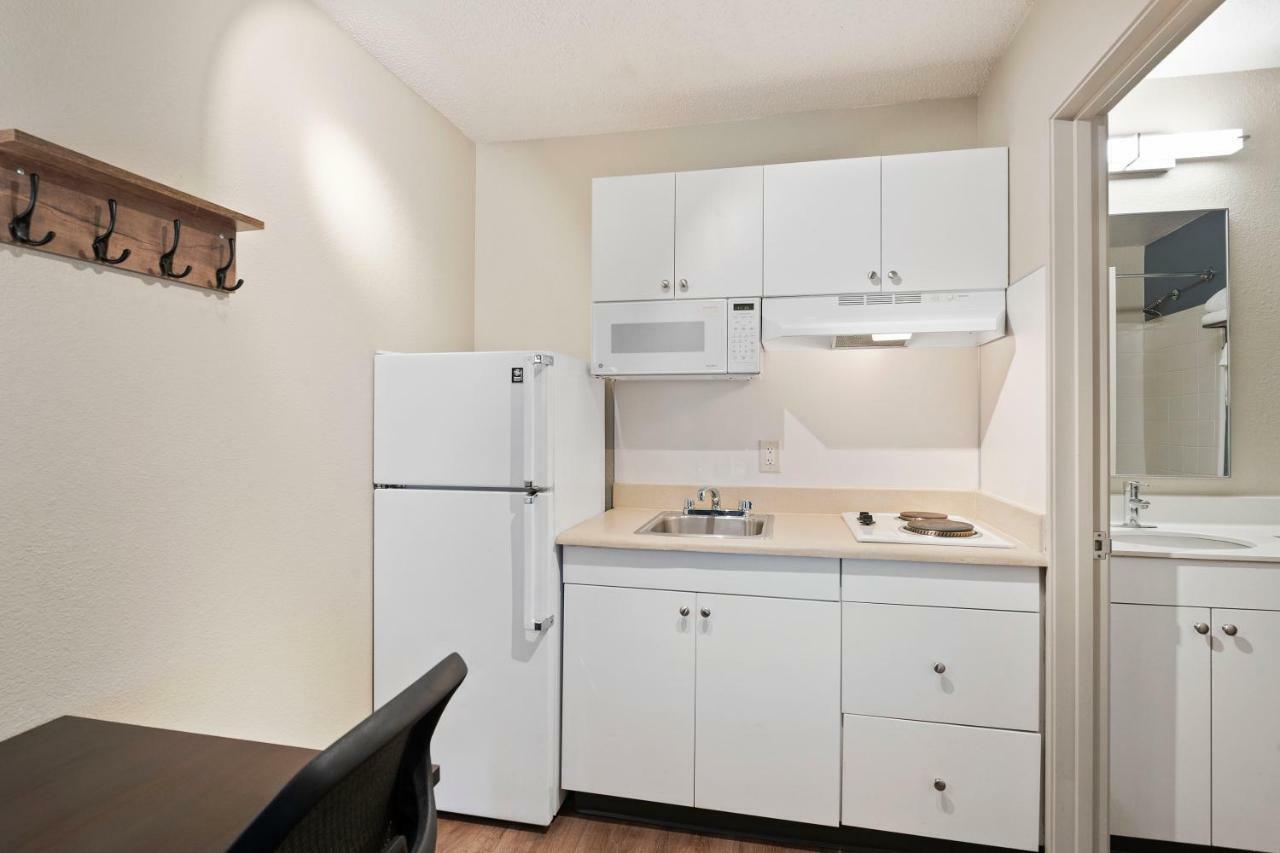 Extended Stay America Select Suites - Charlotte - Airport Buitenkant foto