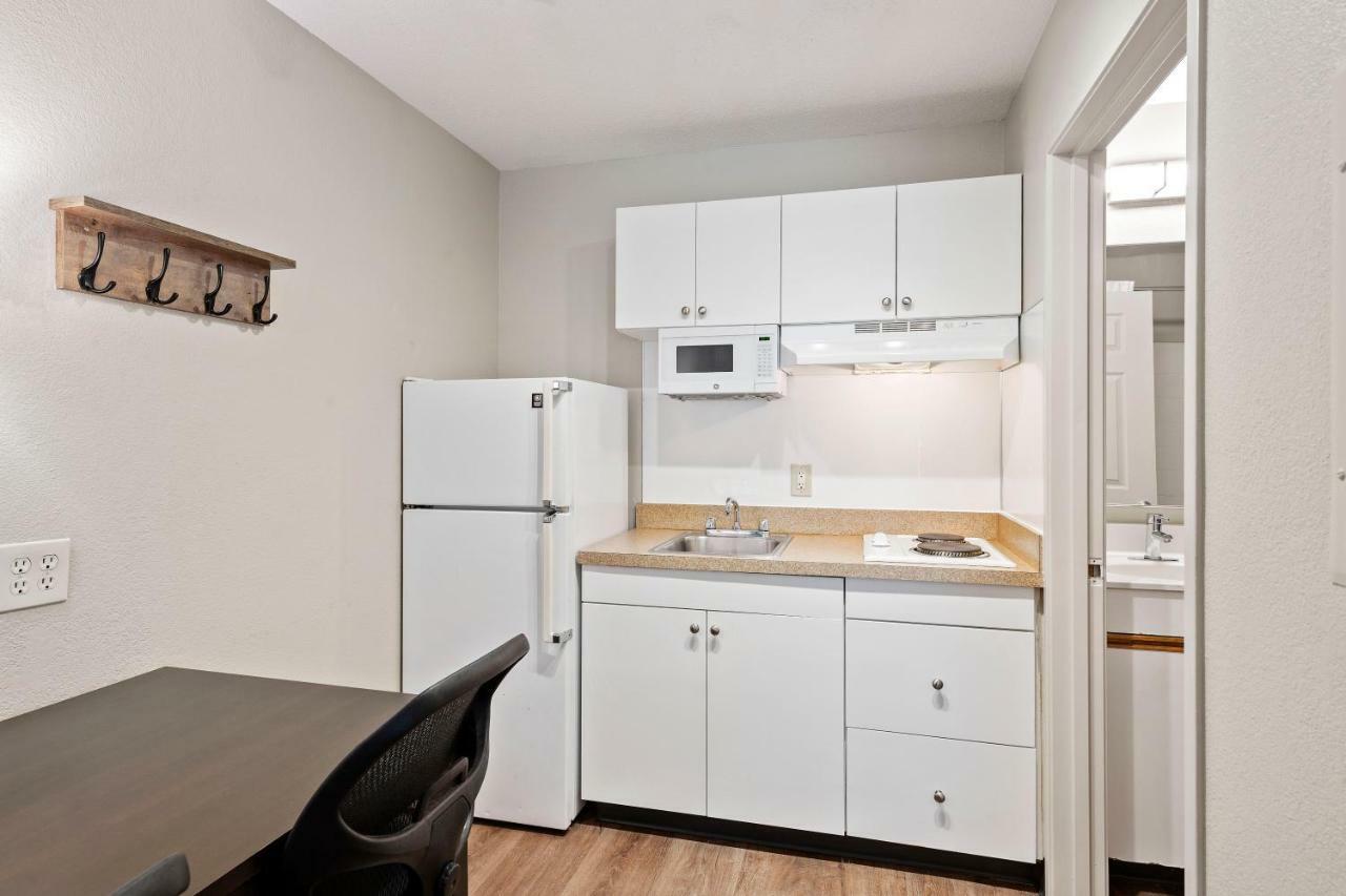 Extended Stay America Select Suites - Charlotte - Airport Buitenkant foto